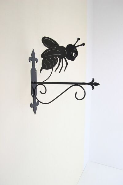 Декоративный кронштейн для подвесных цветов "Пчелка"